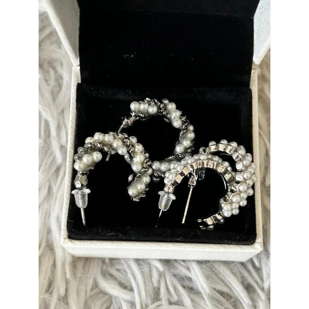 2 Pairs‎ Of Beaded Earrings